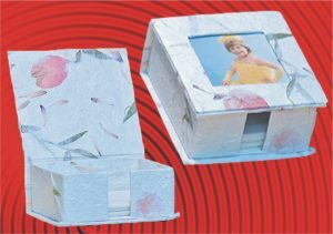 Mukavva küp blok kutusu